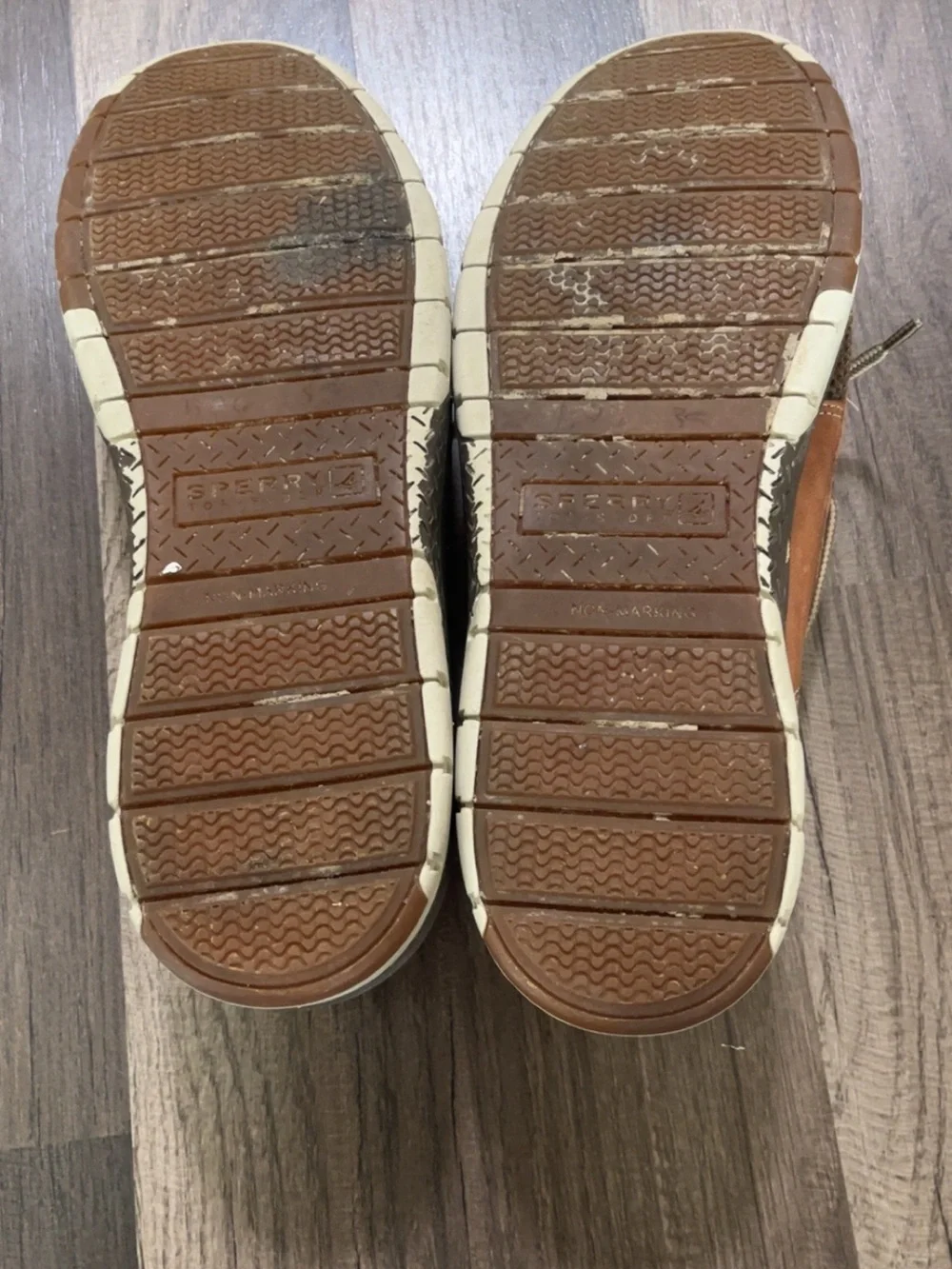 SPERRY TARPON Ultralite Boat Shoes Mens Brown 10 Memory Foam